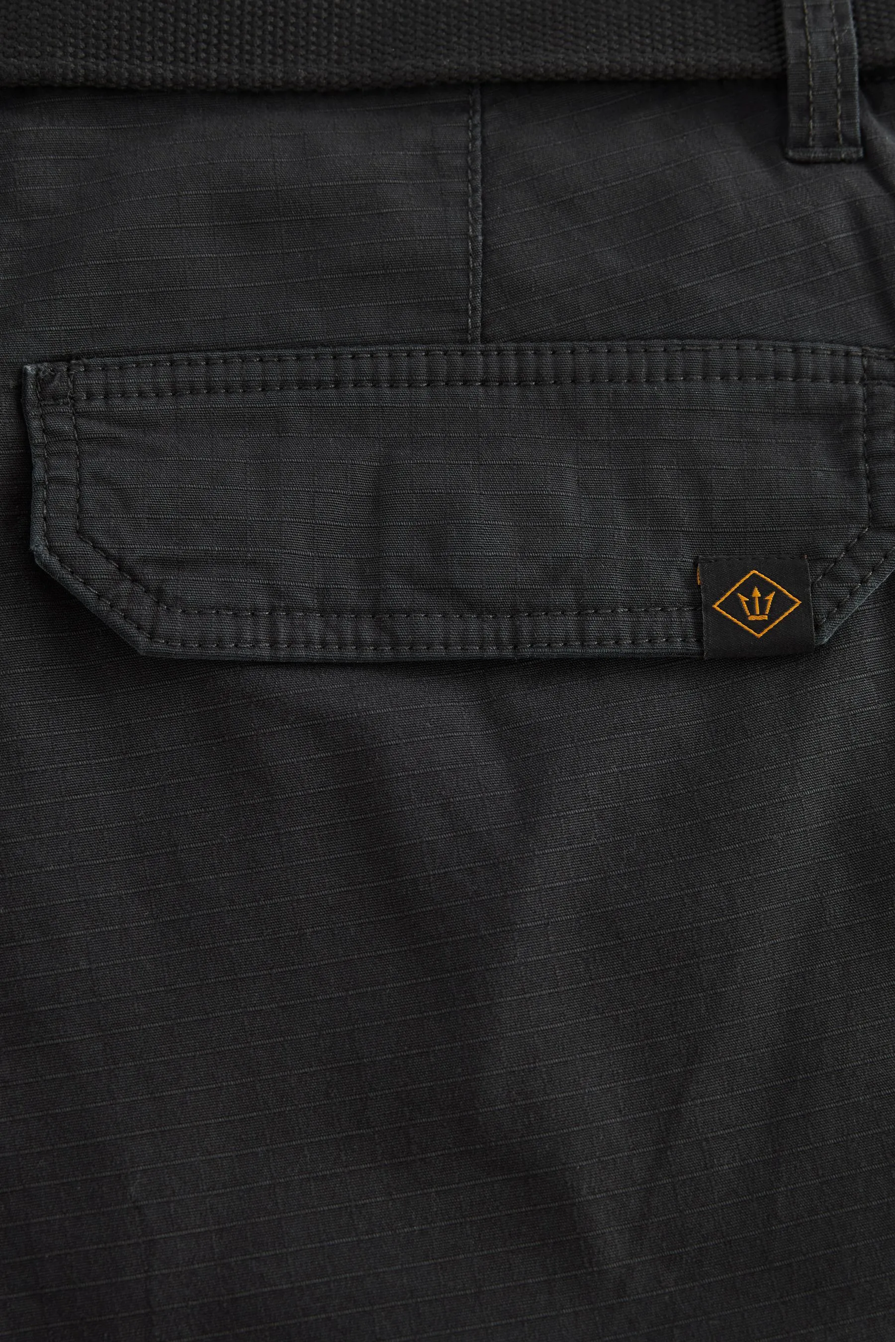 Shorts cargo con cintura